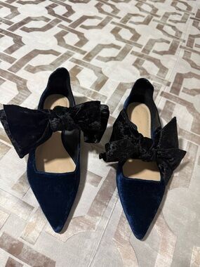 Zara Navy Velvet Pointed Flats with Black Bow